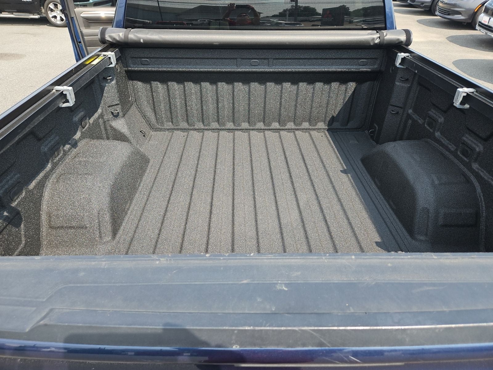 2023 Chevrolet Silverado 1500 4WD Crew Cab Short Bed LT with 2FL
