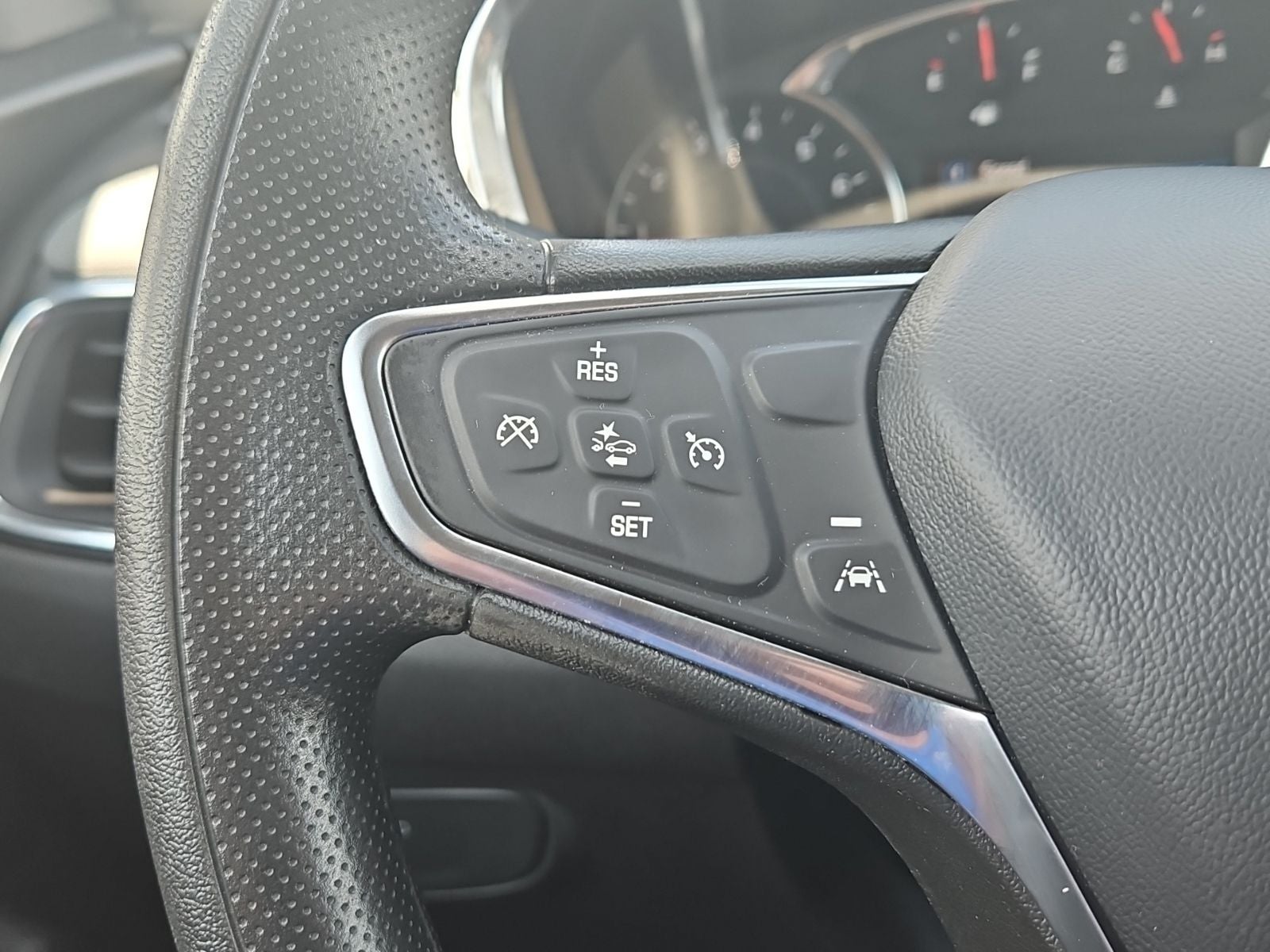 2024 Chevrolet Equinox AWD LS
