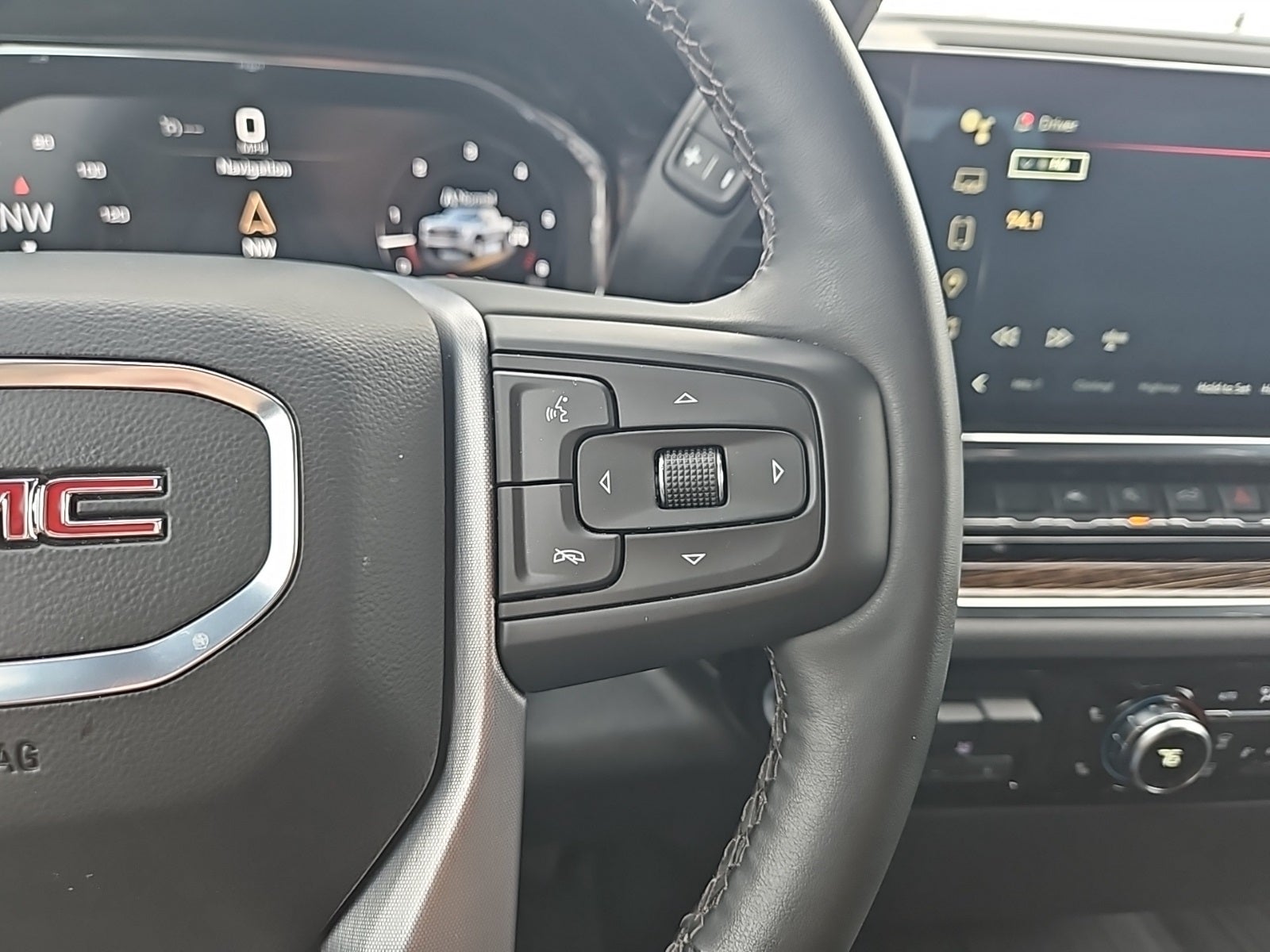 2024 GMC Sierra 1500 4WD Crew Cab Standard Box Elevation