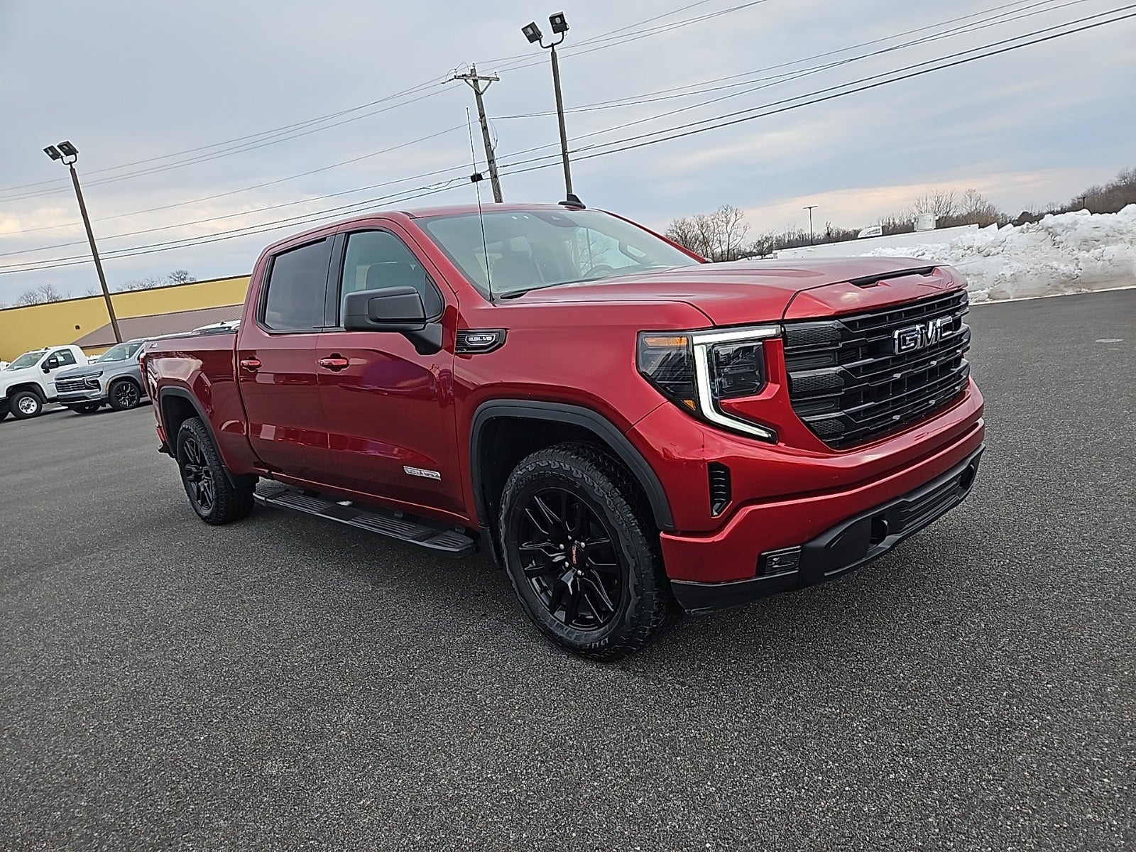 2024 GMC Sierra 1500 4WD Crew Cab Standard Box Elevation