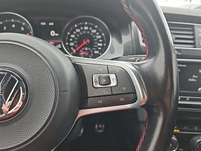 2017 Volkswagen Golf GTI SE 4-Door