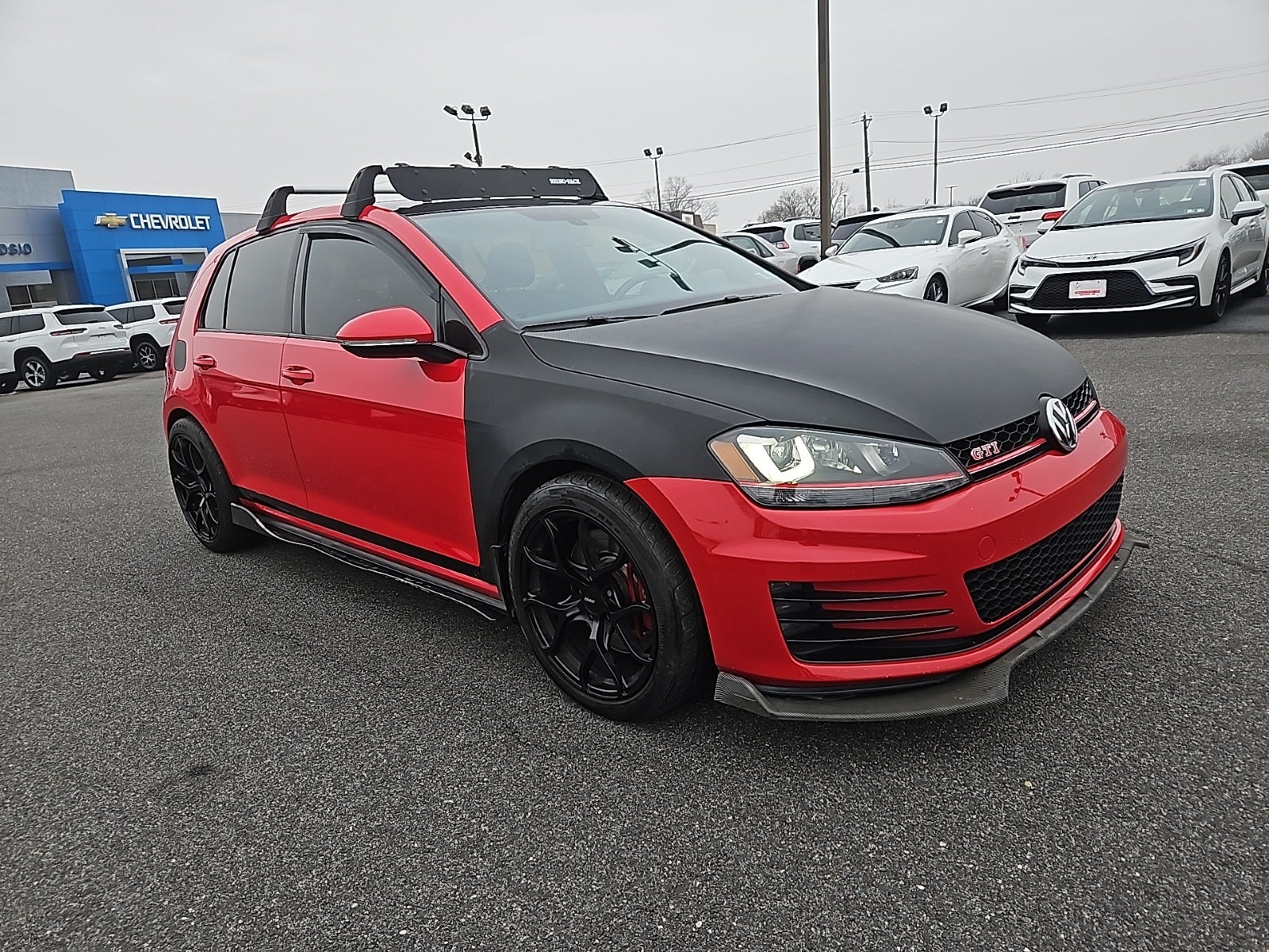 2017 Volkswagen Golf GTI SE 4-Door
