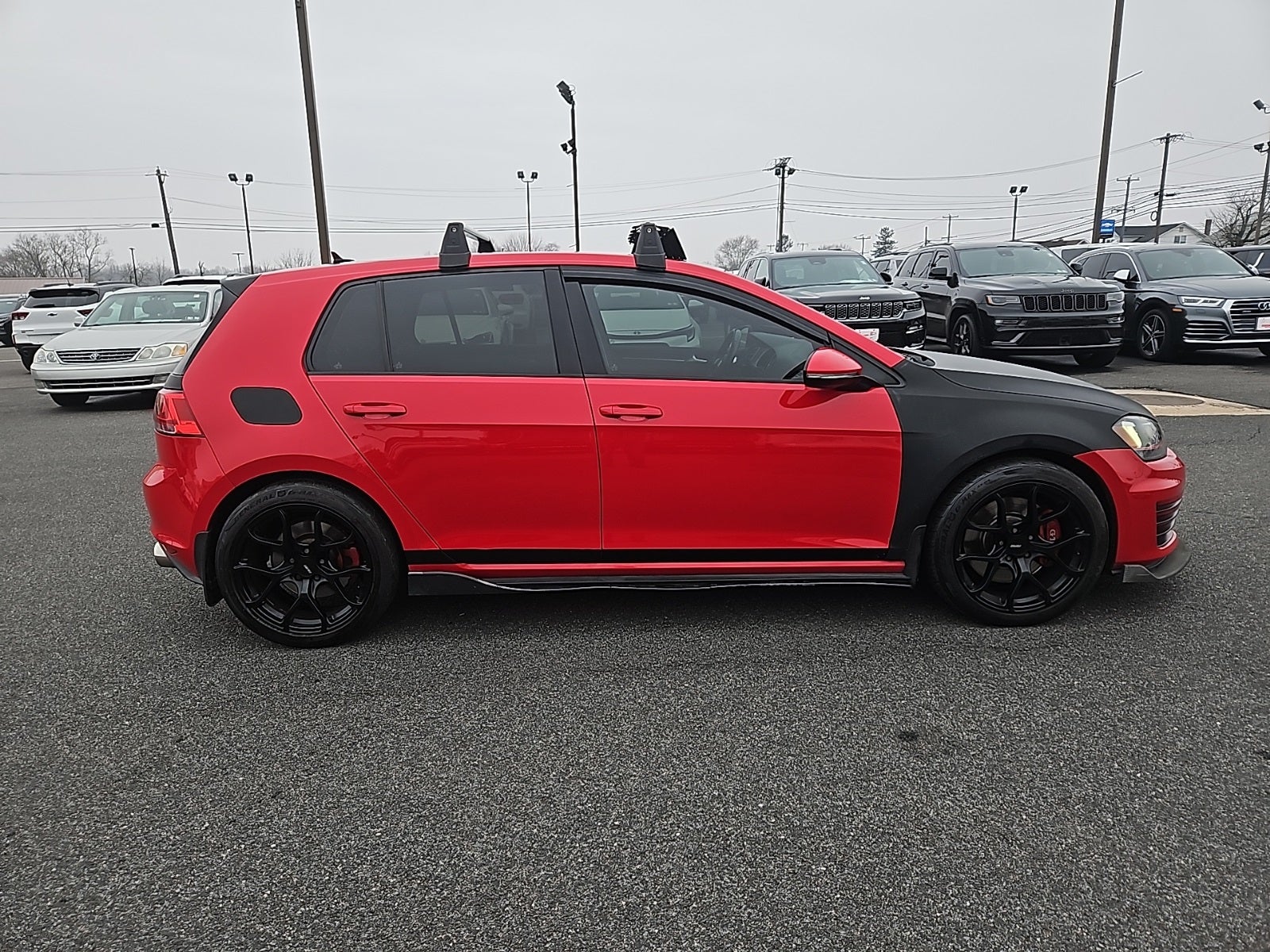 2017 Volkswagen Golf GTI SE 4-Door