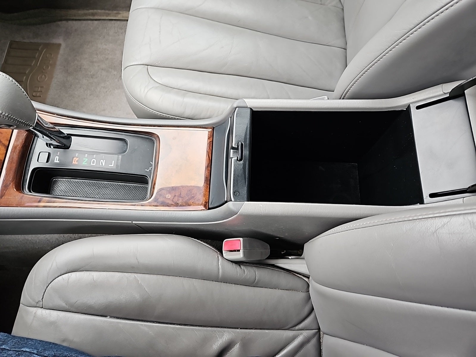 2003 Toyota Avalon Base