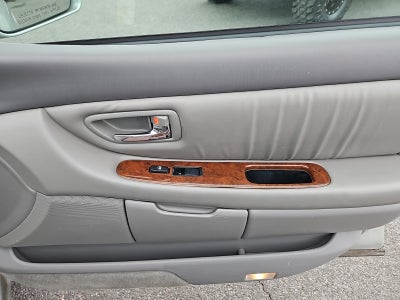 2003 Toyota Avalon Base