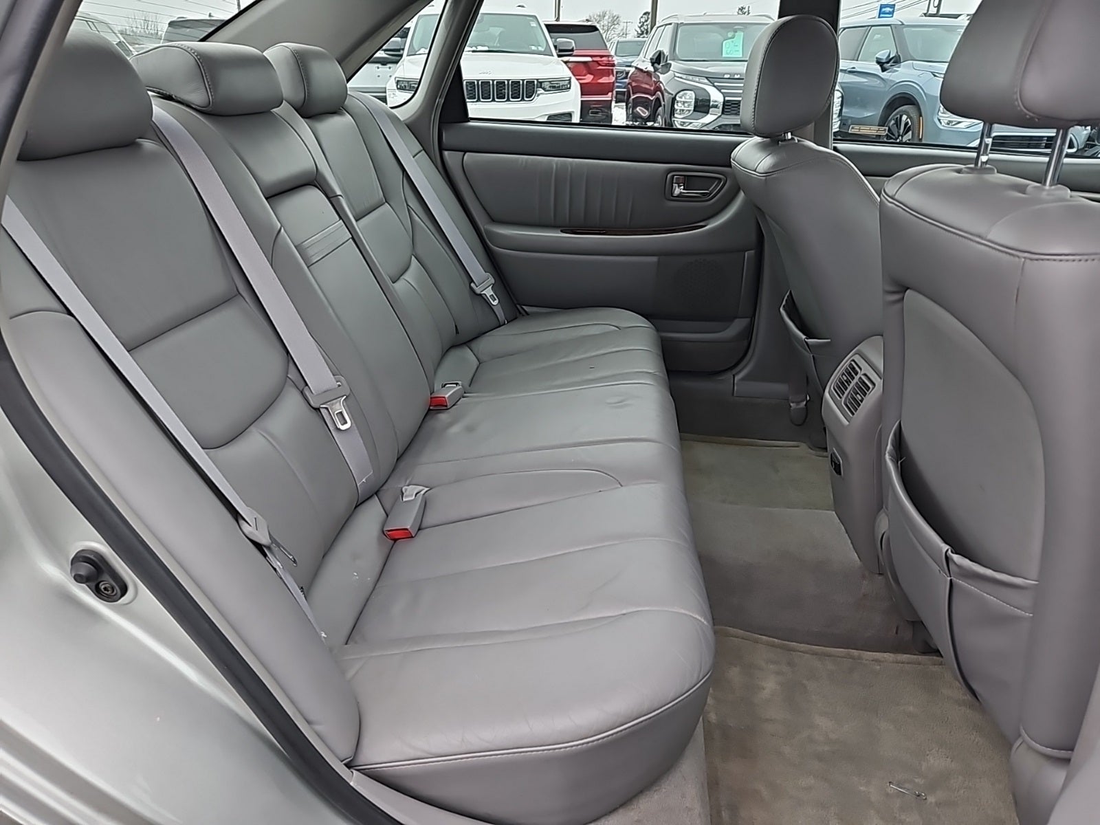 2003 Toyota Avalon Base