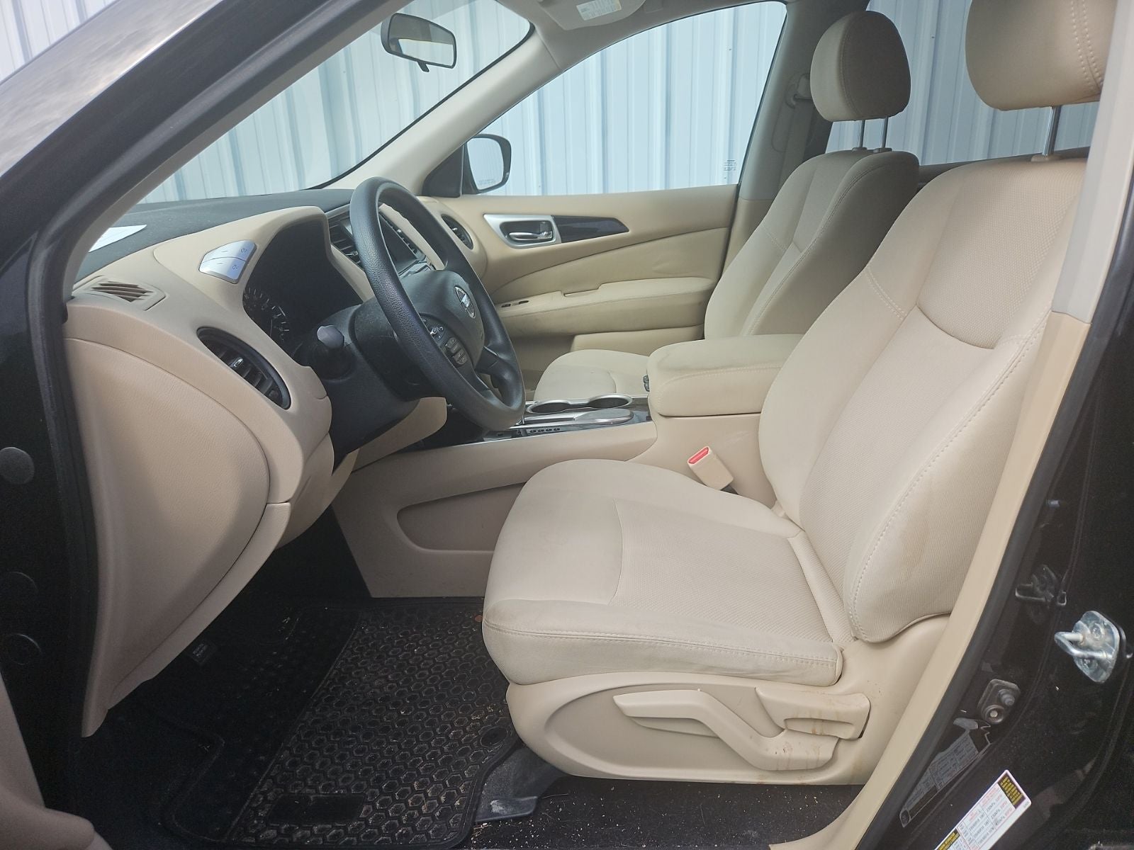 2017 Nissan Pathfinder S