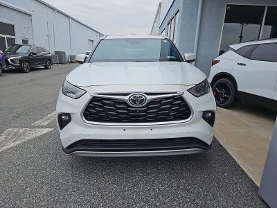 2022 Toyota Highlander Platinum