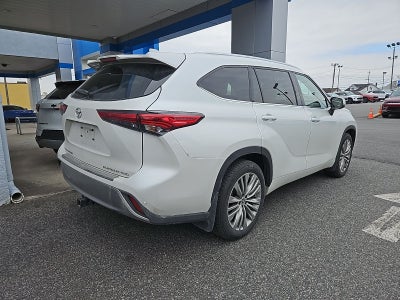 2022 Toyota Highlander Platinum