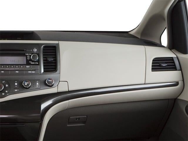 2013 Toyota Sienna L V6 7 Passenger