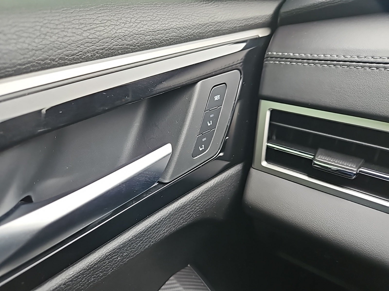 2024 Mitsubishi Outlander SEL Black Edition 2WD