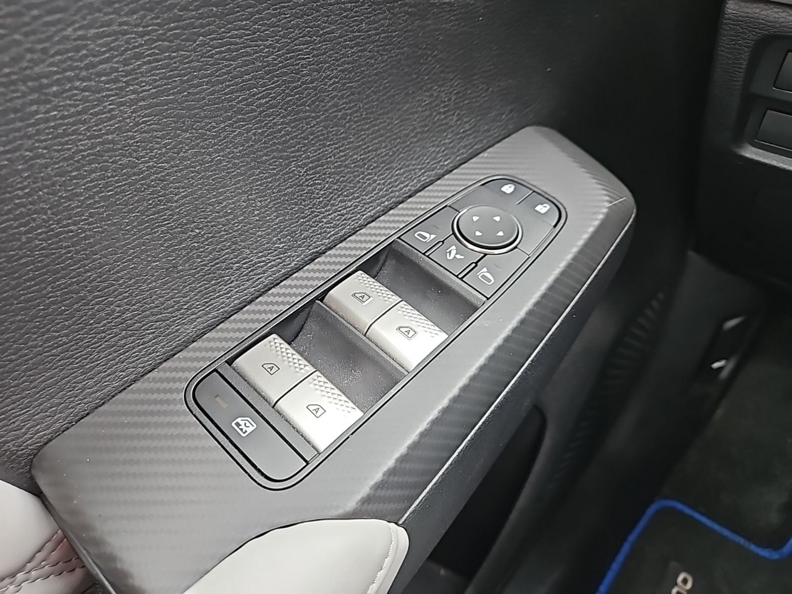 2025 Mitsubishi Outlander PHEV SEL S-AWC