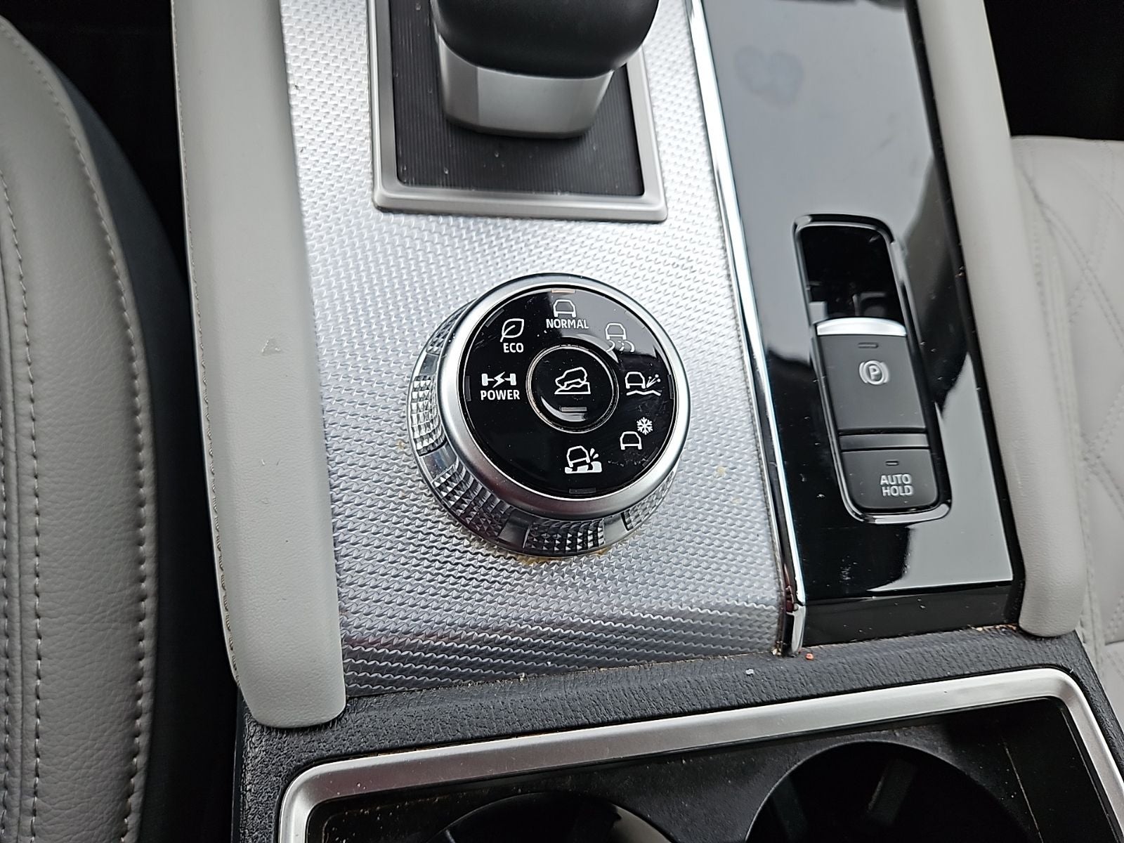 2025 Mitsubishi Outlander PHEV SEL S-AWC