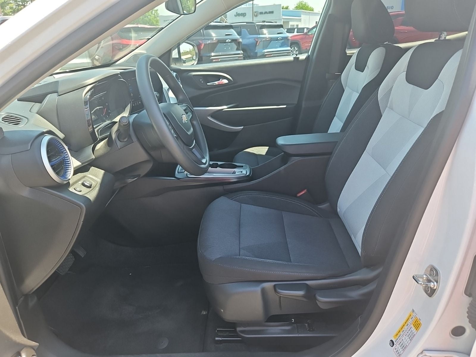 2024 Chevrolet Trax FWD SP