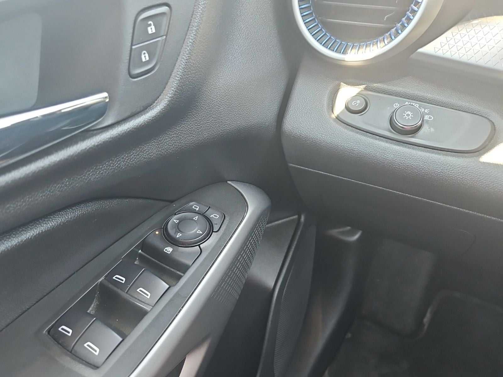 2024 Chevrolet Trax FWD SP