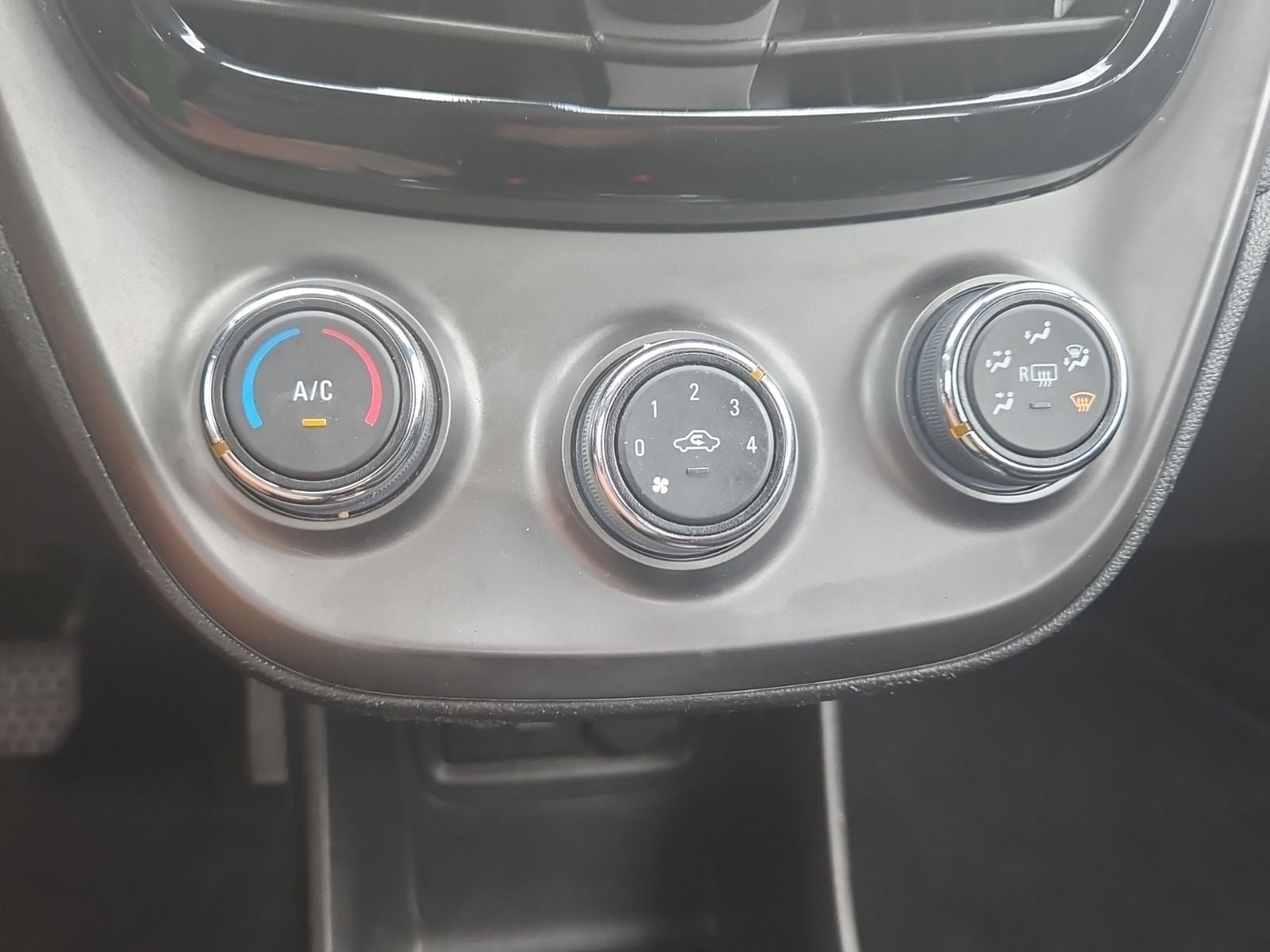 2022 Chevrolet Spark FWD LS Automatic