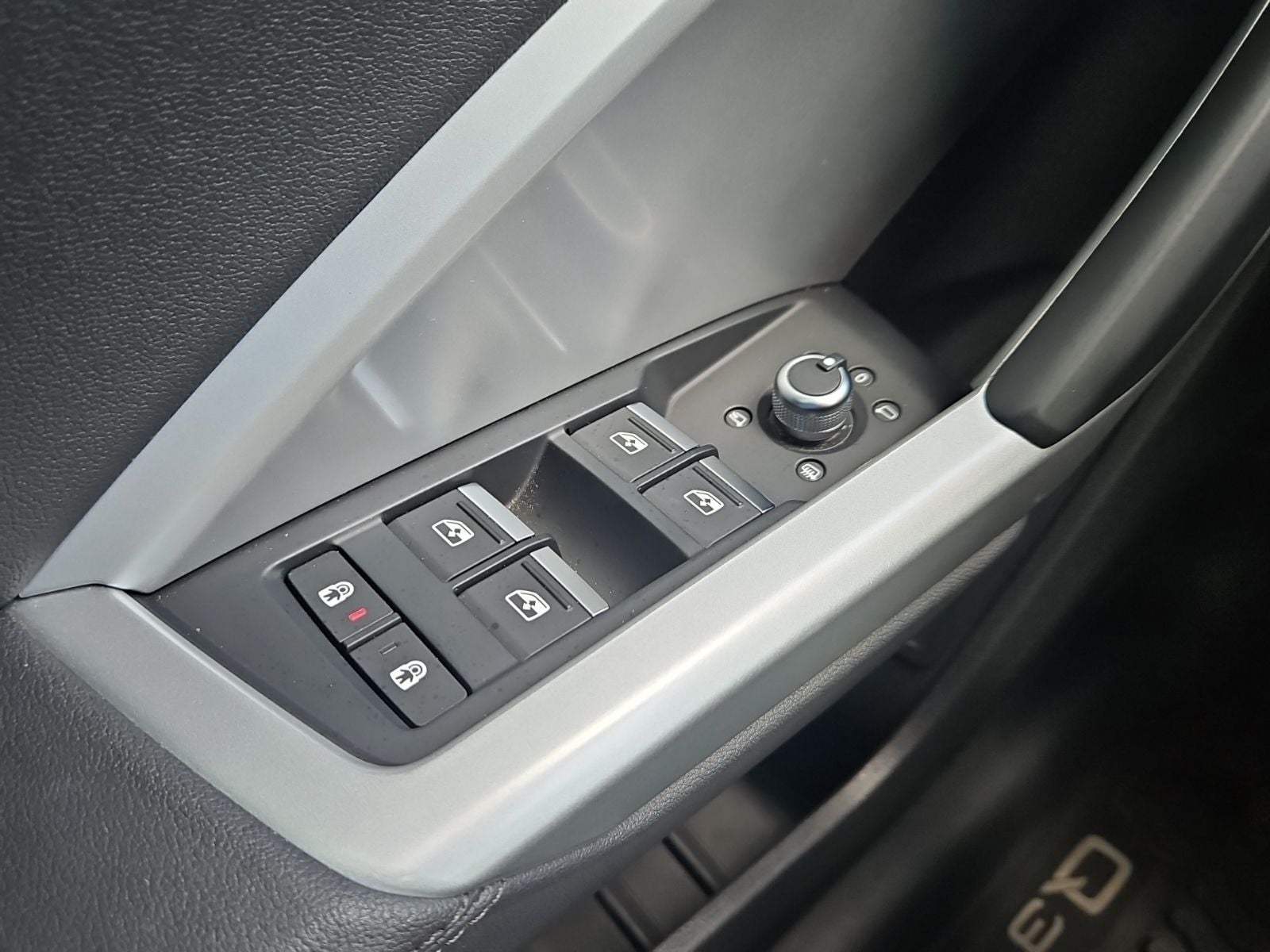 2022 Audi Q3 Premium 40 TFSI quattro Tiptronic