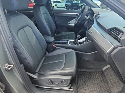 2022 Audi Q3 Premium 40 TFSI quattro Tiptronic