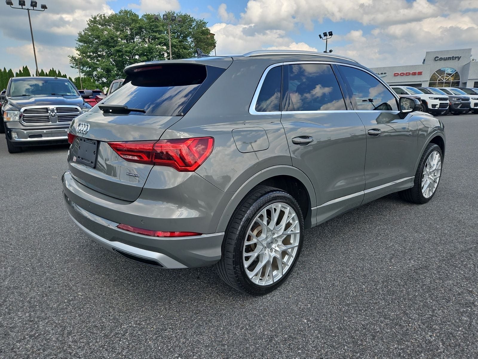 2022 Audi Q3 Premium 40 TFSI quattro Tiptronic